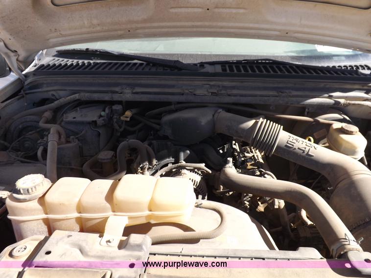 image for item F6303 2004 Ford F250 XLT Super Duty SuperCab pickup truck