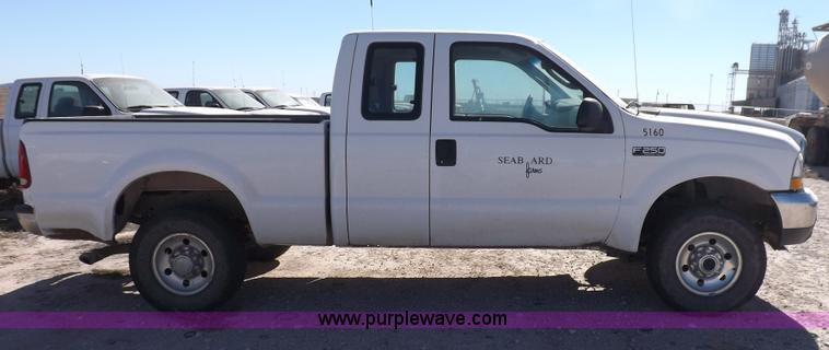 image for item F6304 2004 Ford F250 XLT Super Duty SuperCab pickup truck