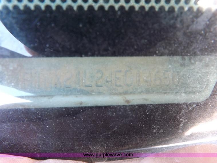 image for item F6304 2004 Ford F250 XLT Super Duty SuperCab pickup truck