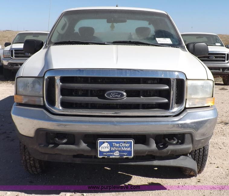 image for item F6305 2004 Ford F250 XLT Super Duty SuperCab pickup truck