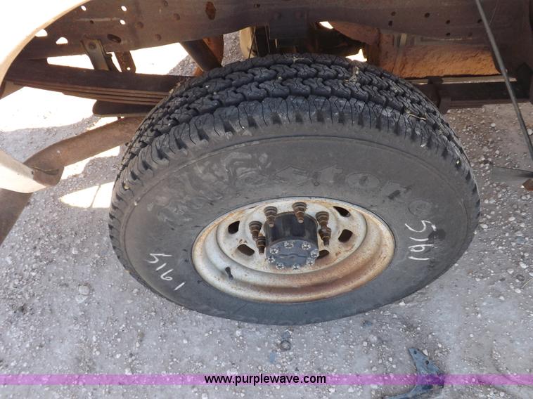 image for item F6305 2004 Ford F250 XLT Super Duty SuperCab pickup truck