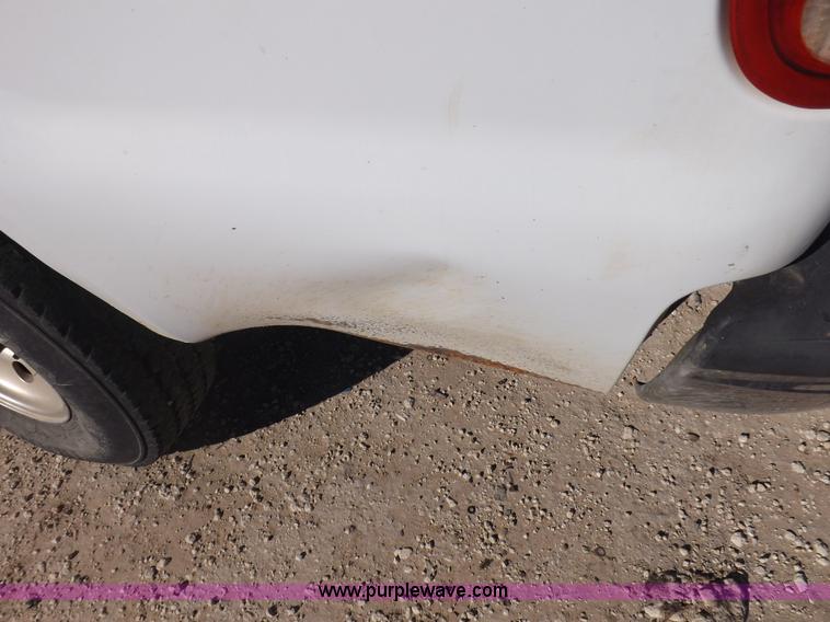 image for item F6305 2004 Ford F250 XLT Super Duty SuperCab pickup truck