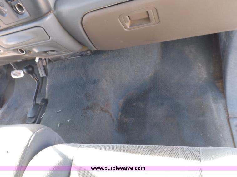 image for item F6306 2004 Ford F250 XLT Super Duty SuperCab pickup truck