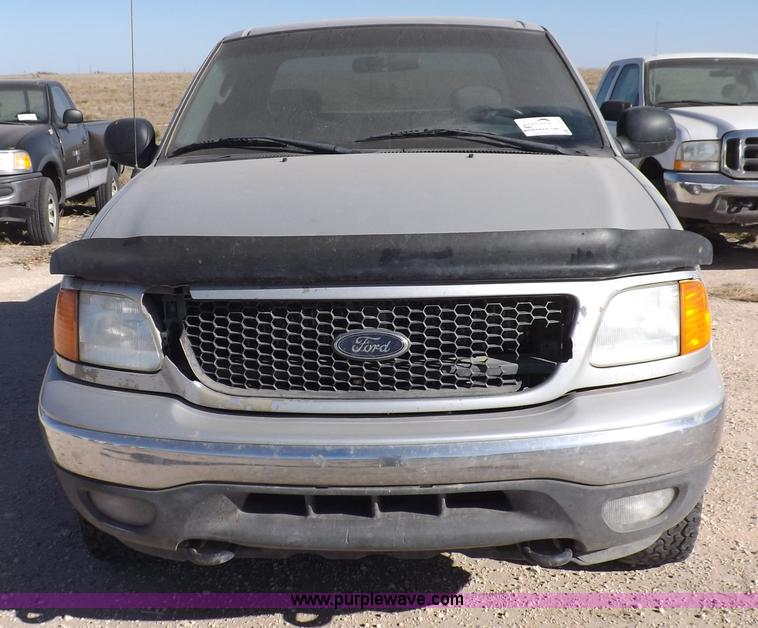 image for item F6307 2004 Ford F150 XLT SuperCab pickup truck