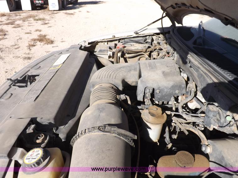 image for item F6307 2004 Ford F150 XLT SuperCab pickup truck