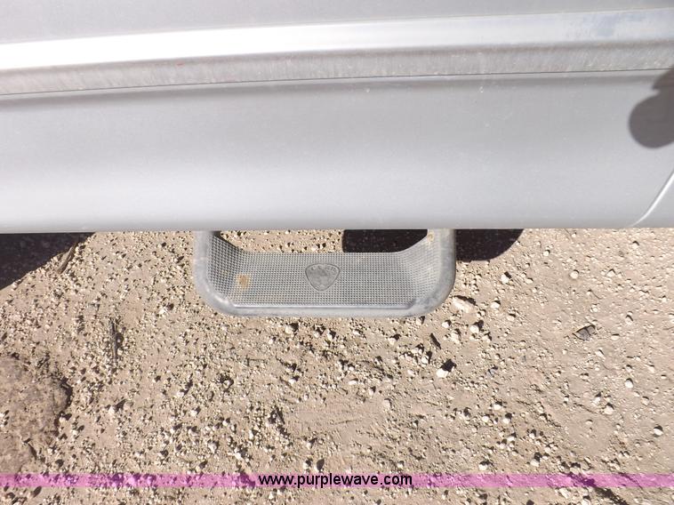 image for item F6307 2004 Ford F150 XLT SuperCab pickup truck