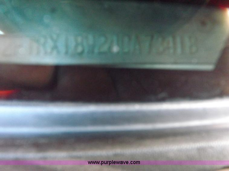 image for item F6307 2004 Ford F150 XLT SuperCab pickup truck