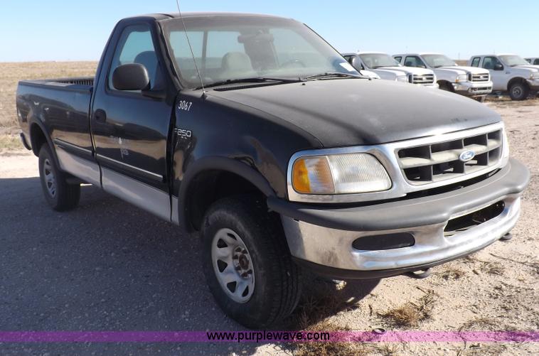 image for item F6308 1997 Ford F250 XL pickup truck