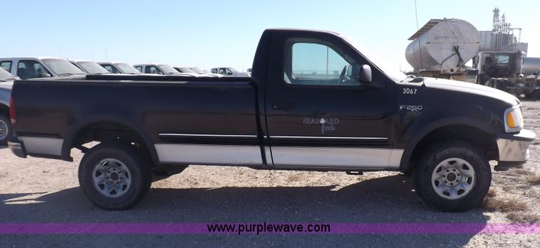 image for item F6308 1997 Ford F250 XL pickup truck