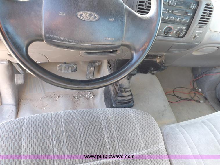 image for item F6308 1997 Ford F250 XL pickup truck