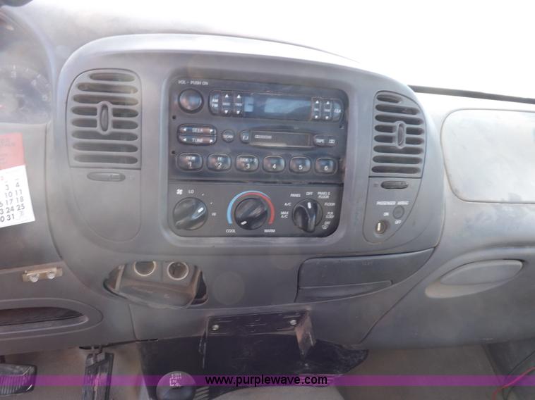 image for item F6308 1997 Ford F250 XL pickup truck