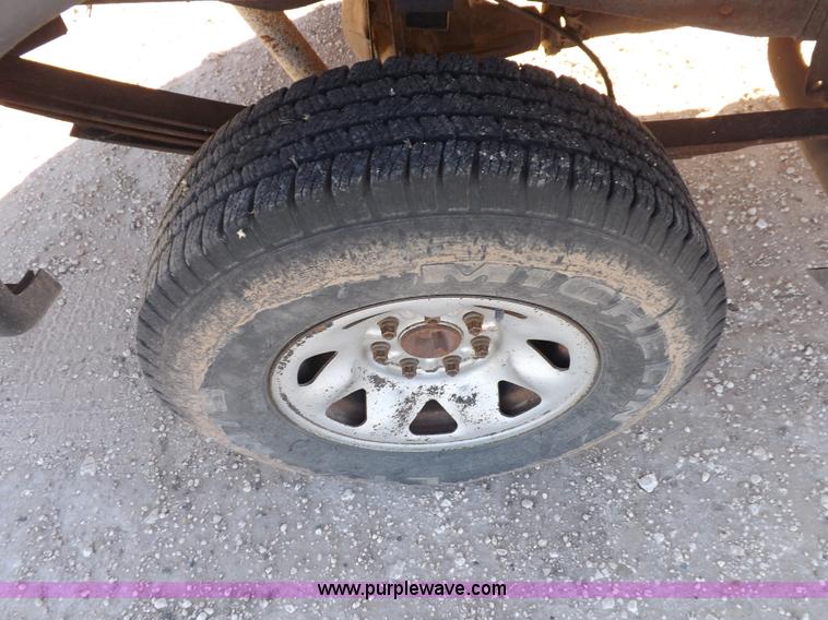 image for item F6308 1997 Ford F250 XL pickup truck