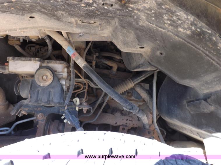 image for item F6308 1997 Ford F250 XL pickup truck