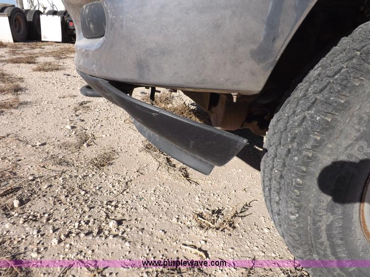 image for item F6308 1997 Ford F250 XL pickup truck