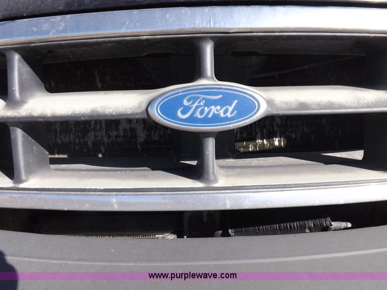 image for item F6308 1997 Ford F250 XL pickup truck