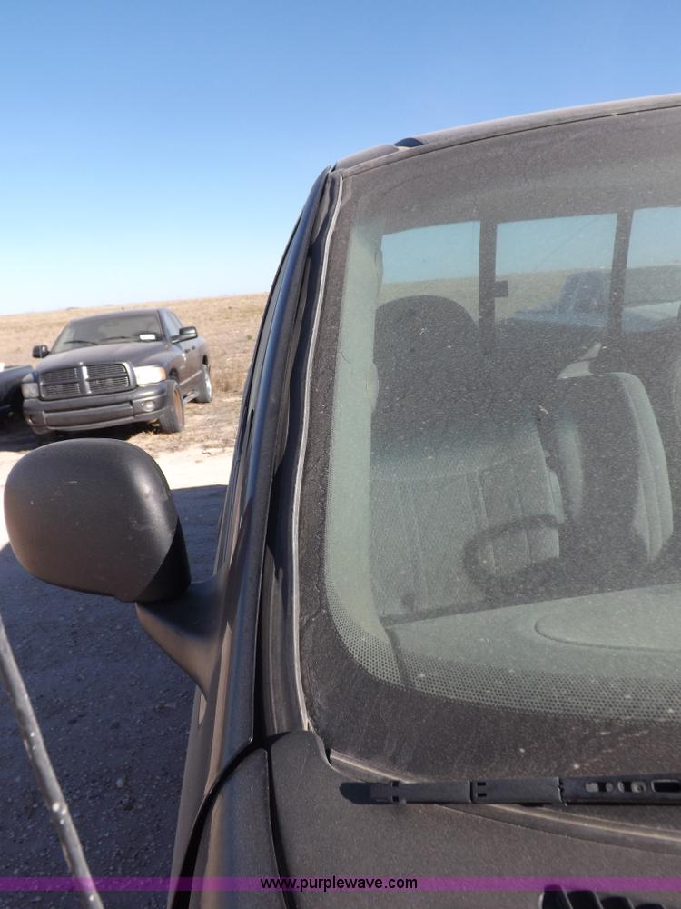 image for item F6308 1997 Ford F250 XL pickup truck