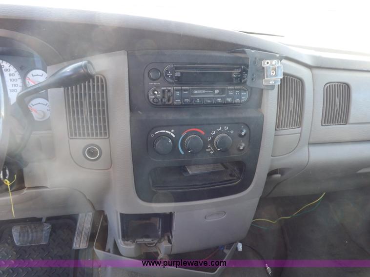 image for item F6309 2002 Dodge Ram 1500 Sport Quad Cab pickup truck