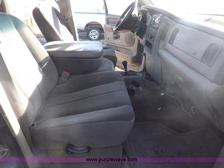 image for item F6309 2002 Dodge Ram 1500 Sport Quad Cab pickup truck