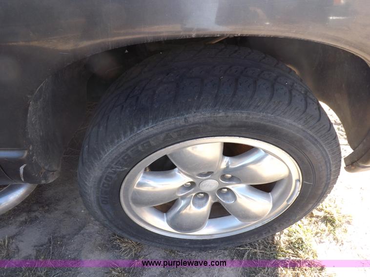 image for item F6309 2002 Dodge Ram 1500 Sport Quad Cab pickup truck