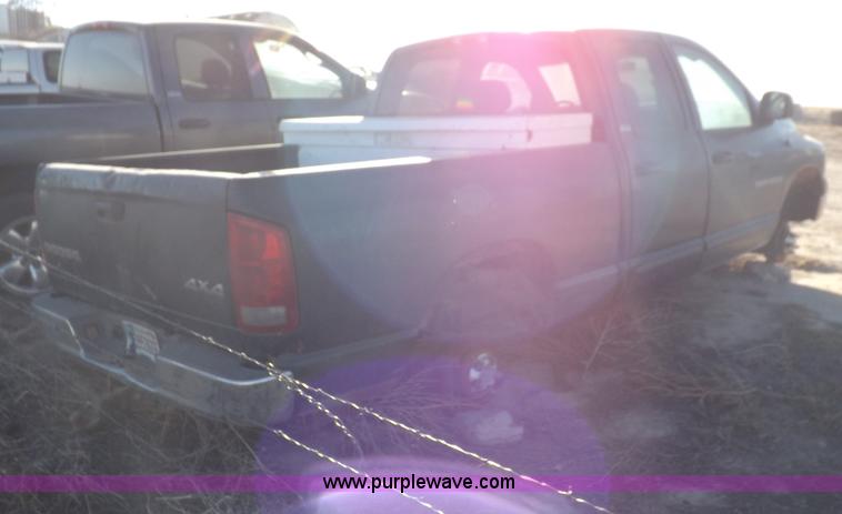 image for item F6310 2002 Dodge Ram 1500 SLT Quad Cab pickup truck