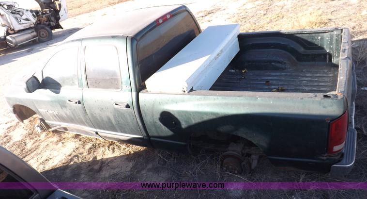 image for item F6310 2002 Dodge Ram 1500 SLT Quad Cab pickup truck