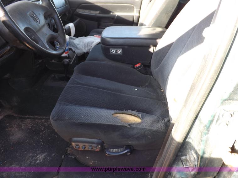 image for item F6310 2002 Dodge Ram 1500 SLT Quad Cab pickup truck