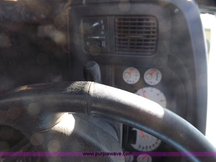 image for item F6310 2002 Dodge Ram 1500 SLT Quad Cab pickup truck