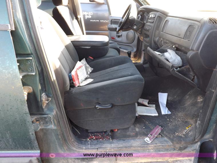 image for item F6310 2002 Dodge Ram 1500 SLT Quad Cab pickup truck