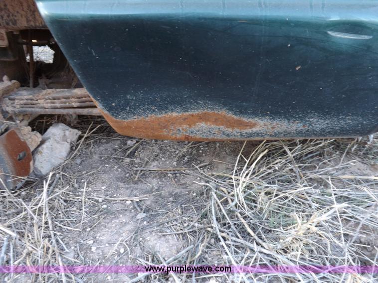 image for item F6310 2002 Dodge Ram 1500 SLT Quad Cab pickup truck