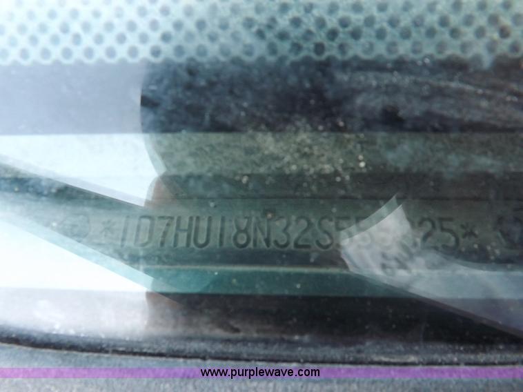 image for item F6310 2002 Dodge Ram 1500 SLT Quad Cab pickup truck