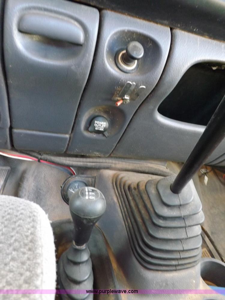 image for item F6312 2002 Dodge Ram 3500 pickup truck cab and chassis