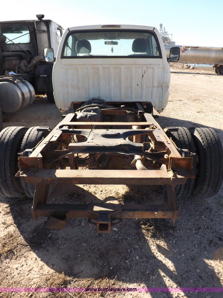 image for item F6312 2002 Dodge Ram 3500 pickup truck cab and chassis
