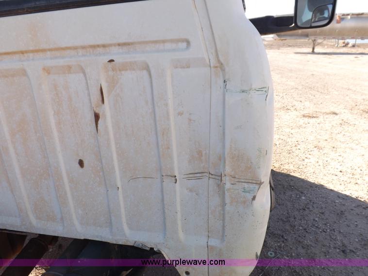 image for item F6312 2002 Dodge Ram 3500 pickup truck cab and chassis