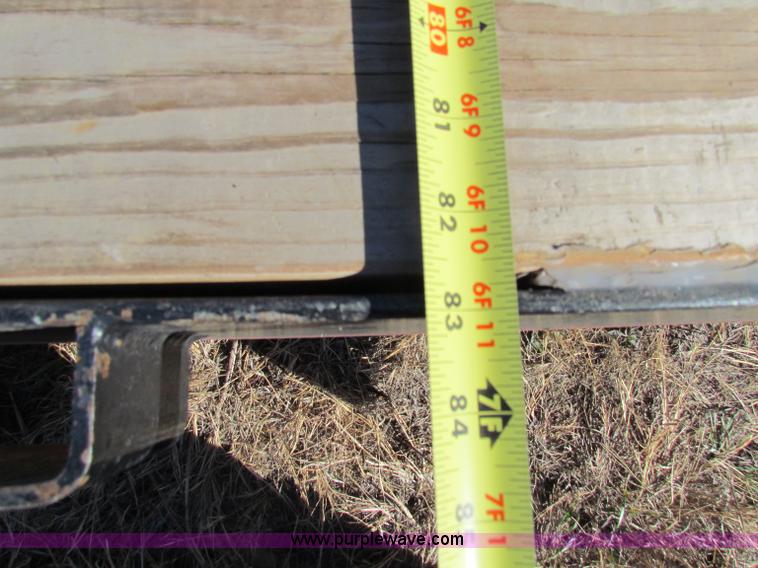 image for item V9404 2002 Ark City 18' tandem axle car trailer