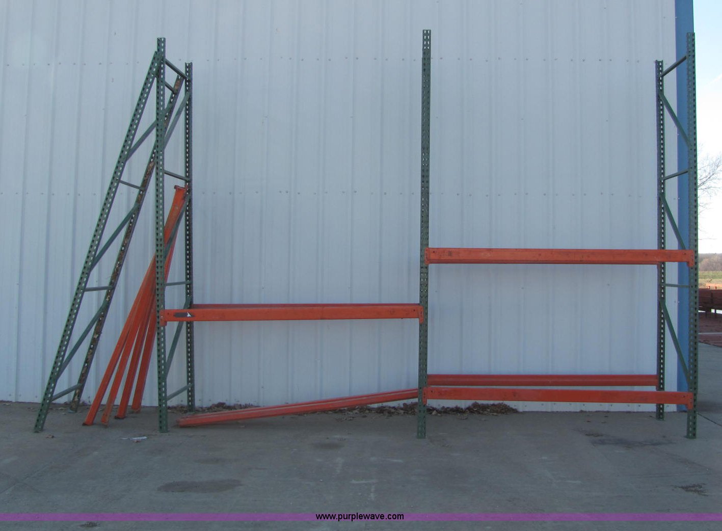 Industrial shelving unit in Wakarusa, KS | Item E2658 sold | Purple Wave