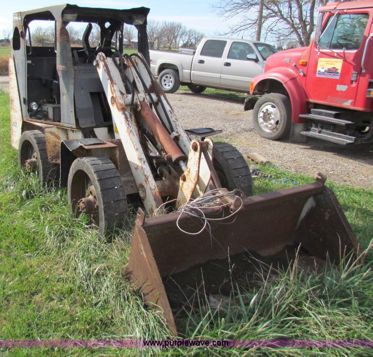 Bobcat 1600 articulated loader in Longton, KS Item B1664 sold