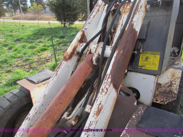 image for item B1664 Bobcat 1600 articulated loader