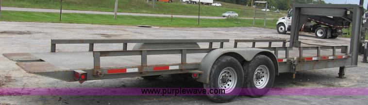 image for item B2889 2008 Loadmaster 24' drop deck gooseneck trailer