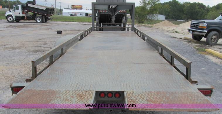 image for item B2889 2008 Loadmaster 24' drop deck gooseneck trailer