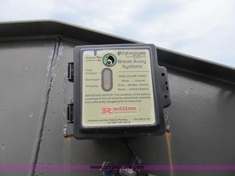 image for item B2889 2008 Loadmaster 24' drop deck gooseneck trailer