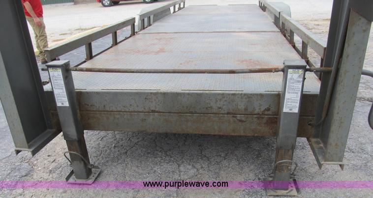 image for item B2889 2008 Loadmaster 24' drop deck gooseneck trailer