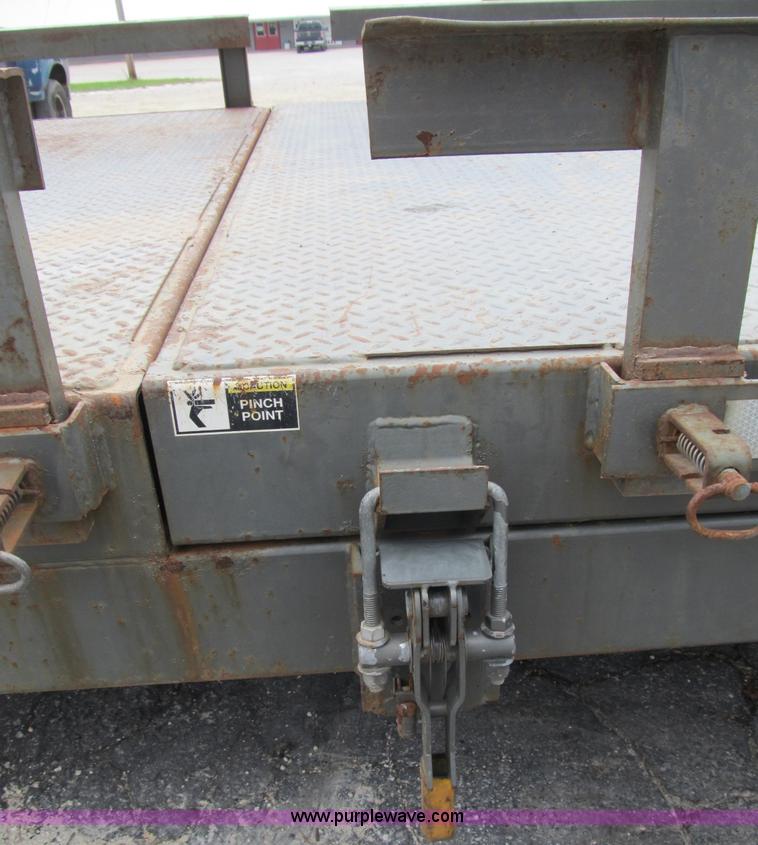 image for item B2889 2008 Loadmaster 24' drop deck gooseneck trailer