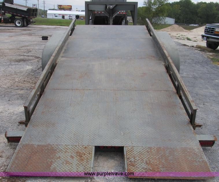 image for item B2889 2008 Loadmaster 24' drop deck gooseneck trailer