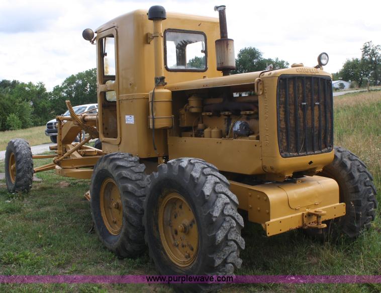 image for item B6703 Caterpillar 12 motor grader