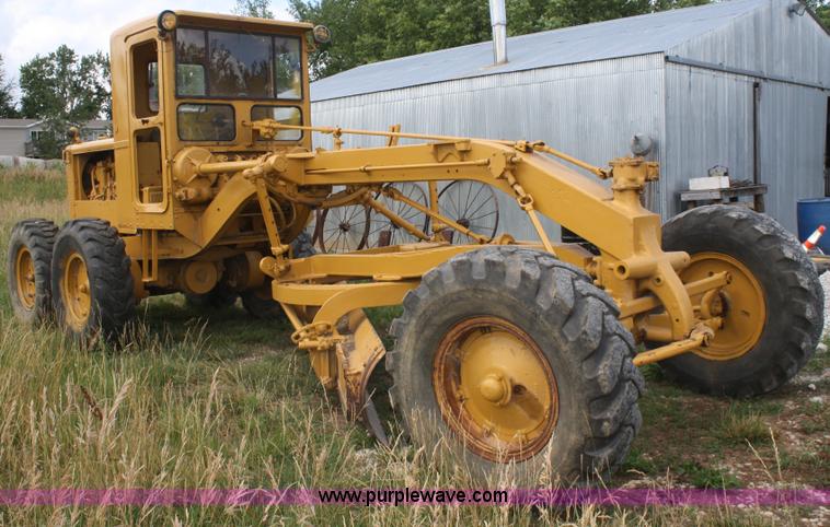 image for item B6703 Caterpillar 12 motor grader
