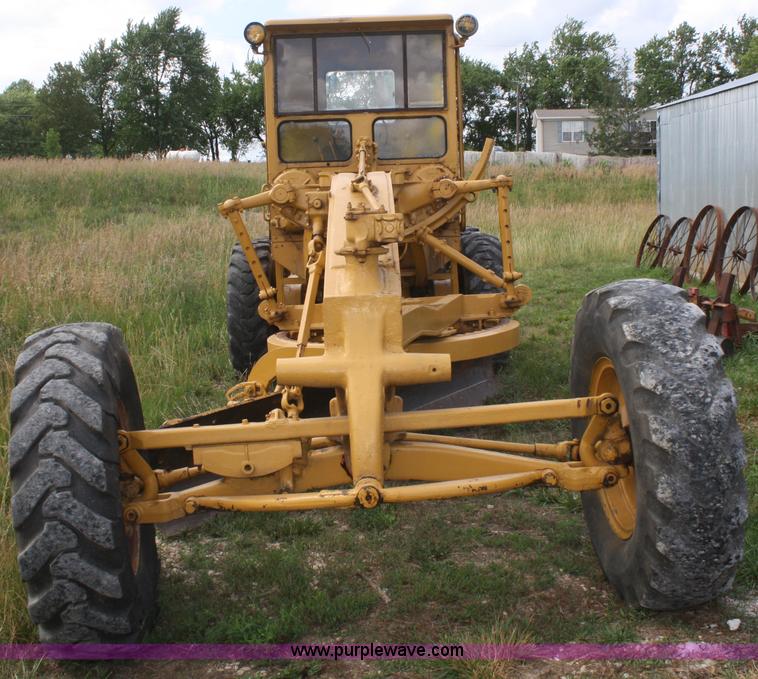 image for item B6703 Caterpillar 12 motor grader