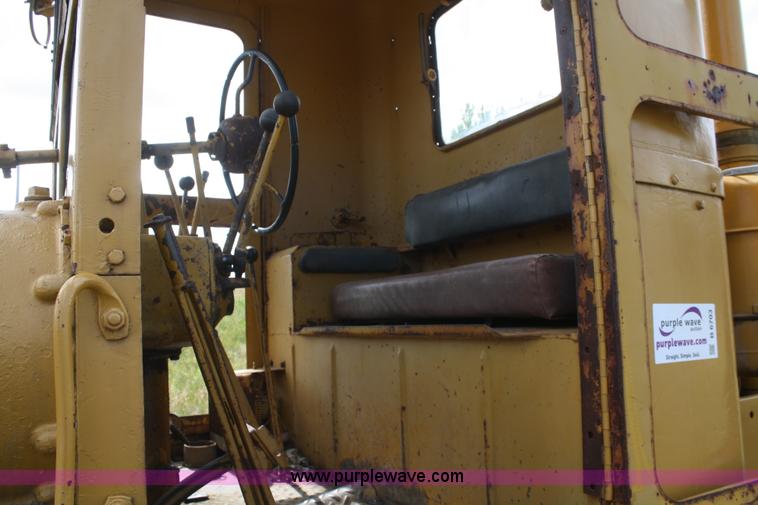 image for item B6703 Caterpillar 12 motor grader