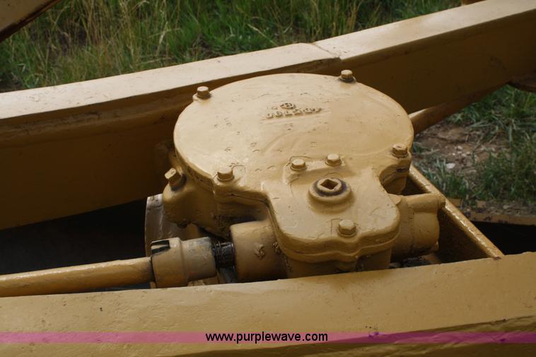 image for item B6703 Caterpillar 12 motor grader