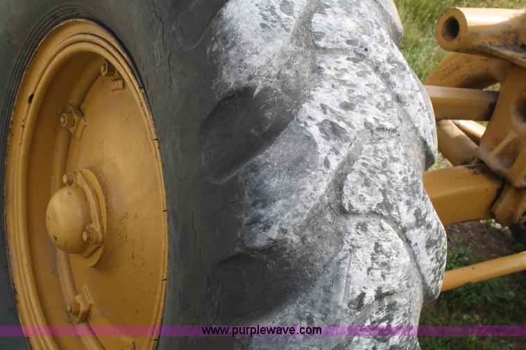 image for item B6703 Caterpillar 12 motor grader