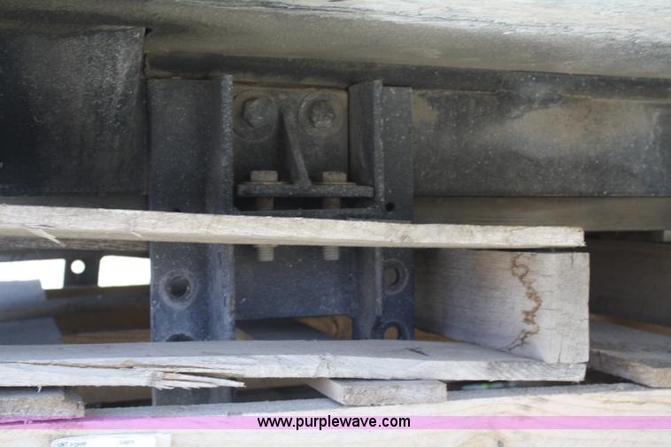 image for item B6791 2005 Progress 2,500 gallon aluminum vacuum tank bed